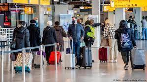 الاتحاد الأوروبي يفرض قيودا على المسافرين من ست دول اضافية