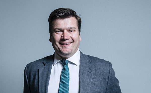 وزير بريطاني يتراجع عن تصريحه عن إقدام بعض قدامى المحاربين على الانتحار