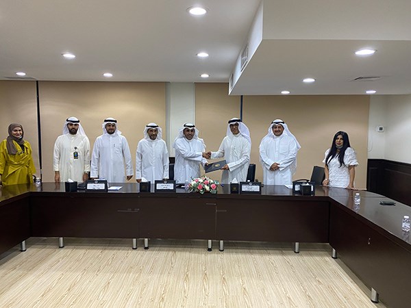 «المهندسين» و«العلوم الإدارية» تعززان تعاونهما لتحقيق التنمية البشرية