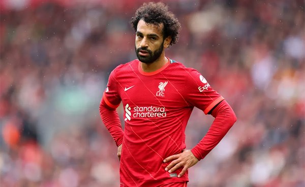 صحيفة: ليفربول يطلب من صلاح التركيز في المباريات لحين التوصل لاتفاق