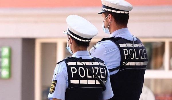 صراف يفقد حياته بسبب تنبيه عميل بضرورة ارتداء الكمامة