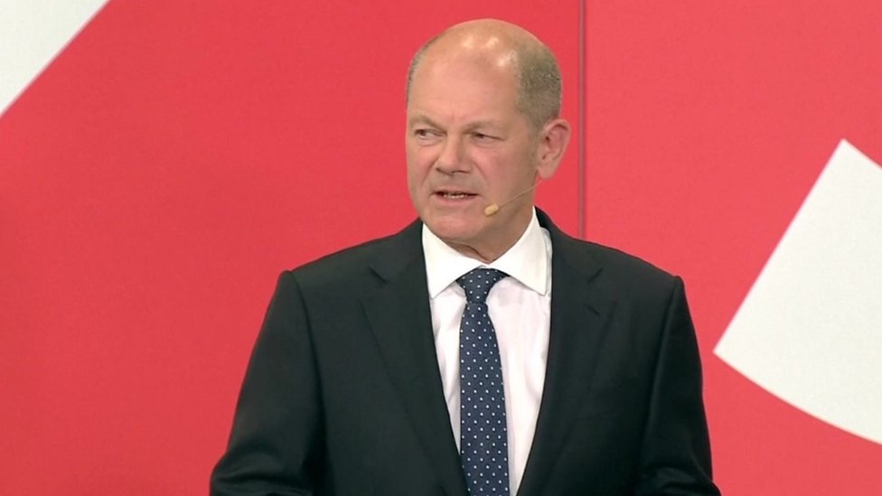 الانتخابات الألمانية: فوز حزب الديمقراطيين الاشتراكيين على حزب ميركل بفارق ضئيل