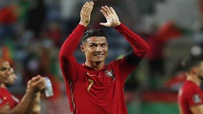 رسميا.. مانشستر يونايتد يكشف عن رقم قميص رونالدو