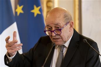 لودريان: فرنسا في «أزمة» مع أمريكا وأستراليا بسبب إلغاء صفقة الغواصات