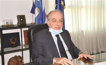 السفير اليوناني يعرب عن تقدير بلاده لمبادرة سمو الأمير بإسناد اليونان في مكافحة حرائق الغابات