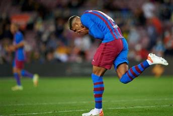 برشلونة «الضائع» يتعادل مع غرناطة بشق الأنفس