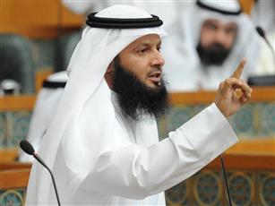 مطيع: محاسبة الفاسدين ووقف القروض والمساعدات الخارجية.. لسد العجز