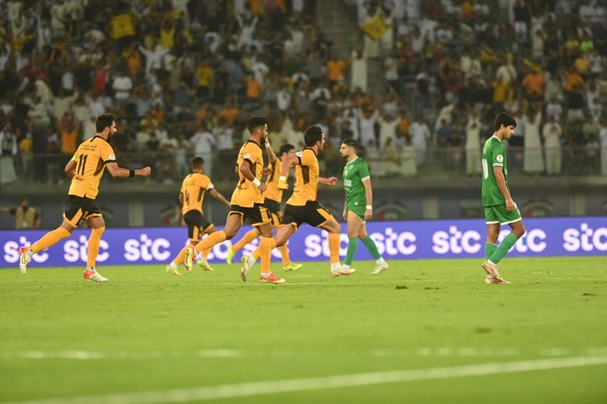 عاجل – القادسية إلى نهائي أغلى الكؤوس على حساب العربي ويصارع الكويت على اللقب