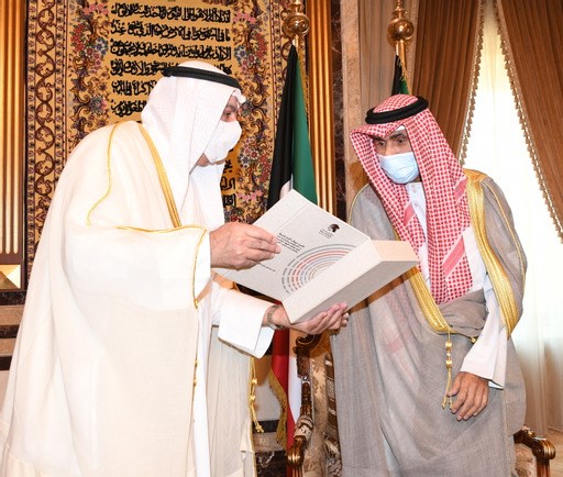 صاحب السمو يستقبل الشيخ ناصر المحمد و رئيس ديوان المحاسبة