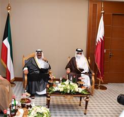 سمو ولي العهد يقوم بزيارة لأمير دولة قطر على هامش قمة مبادرة الشرق الأوسط الأخضر