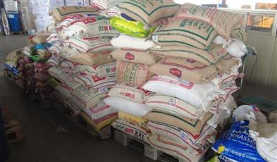 ضبط نحو 4000 سلعة تموينية متنوعة ومدعومة قبل تهريبها خارج البلاد