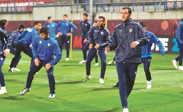 «الأزرق» في ليتوانيا اليوم وسلطان والحقان يشاركان في التدريبات