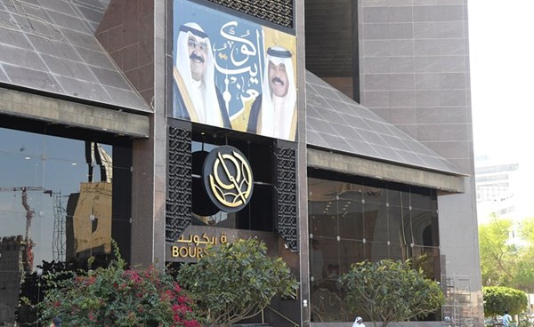 25 شركة بالسوق الأول قفزت بأرباحها 211% إلى ملياري دينار