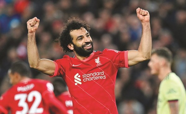 صلاح وميسي ورونالدو ضمن المرشحين لـ «الأفضل»