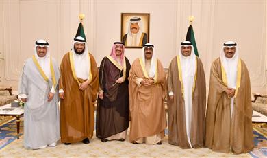 سمو ولي العهد يستقبل عددا من نواب مجلس الأمة