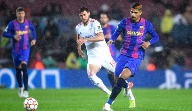 برشلونة يتعادل سلبياً مع بنفيكا ويُعقد مهمته في دوري الأبطال