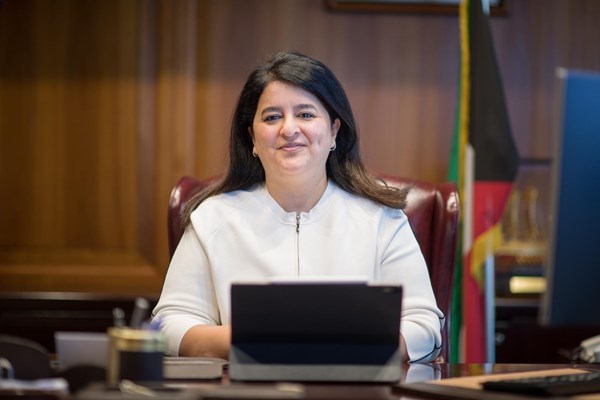 استمرار اعتماد البطاقة المدنية غير المزودة بشريحة إلكترونية الصادرة لغير الكويتيين