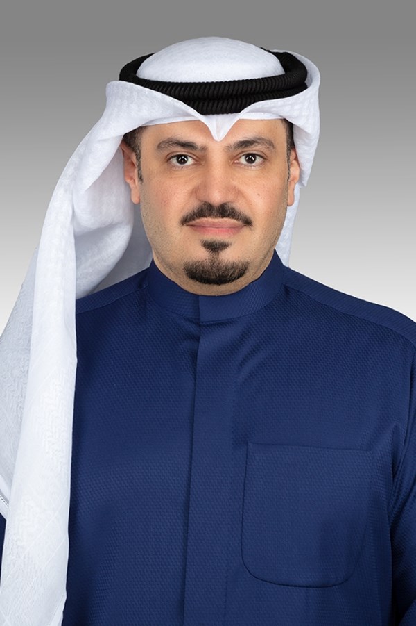 هشام الصالح يقترح حظر منح رخص بناء العمارات التي لا تتضمن مخططاتها مواقف سيارات