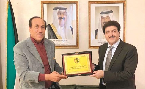 «أزرق الطائرة» يعود غداً