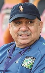 مندني: العربي يتجه للاستغناء عن مارديكيان ومحمود