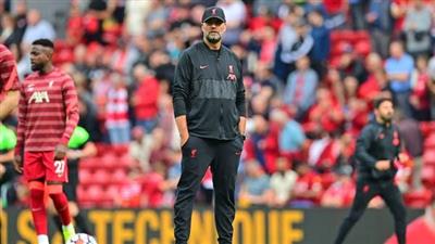 كلوب: ليفربول لن يتعاقد مع لاعبين يرفضون لقاح كورونا