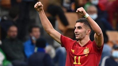 رسميا.. برشلونة يتعاقد مع الإسباني توريس ويحصنه بشرط جزائي خرافي