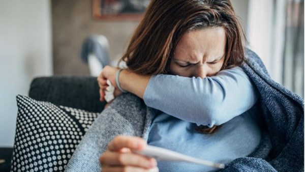 علماء يتوصلون لـ” جين” يمكن أن يقلّل من حدّة الإصابة بفيروس كورونا بنسبة 20%