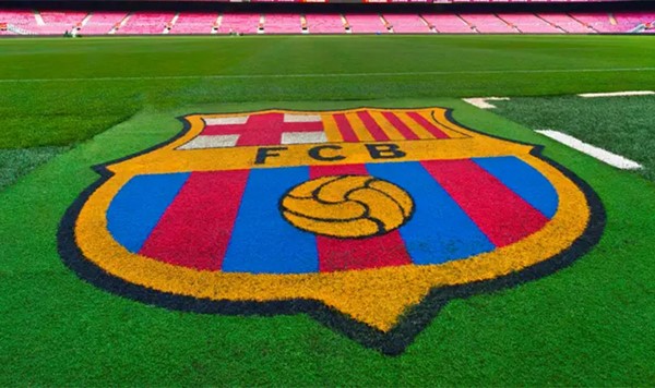 برشلونة يفاضل بين أربعة لاعبين لتعزيز فريقه قبل نهاية الميركاتو الشتوي