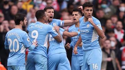 مان سيتي ينتزع فوزًا صعبًا من أرسنال ويحكم قبضته على الصدارة