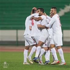 الكويت ينفرد بصدارة الدوري الكويتي الممتاز لكرة القدم بفوزه على الشباب 2-0