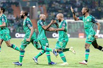 جزر القمر «بدون حارس مرمى» أمام الكاميرون