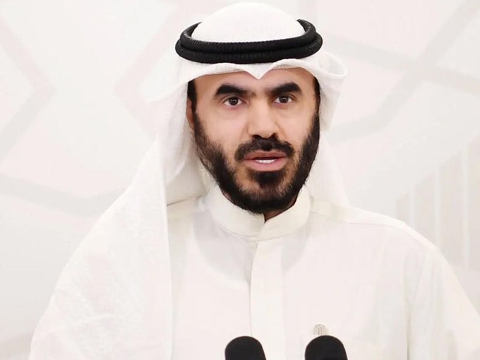 أسامة المناور: ننتظر من وزير الأشغال إصلاح ما أفسده البعض في قضية الأمطار وعلى عاتقه مسؤولية سياسية وأخلاقية وعليه إحالة الموضوع للنيابة كما يجب تخصيص مكان للعزل في القاعة وقضية توحيد الرواتب أمر مهم