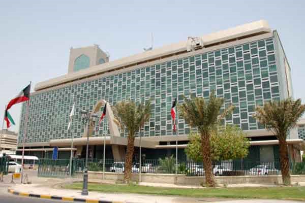 الحبس لمغردَين اتُهما بإشاعة أخبار كاذبة والإساءة إلى القضاء