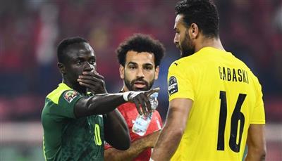 ماني يكشف تفاصيل لقطته الشهيرة مع صلاح وأبو جبل في أمم إفريقيا