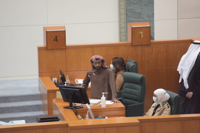 عبيد الوسمي: اللجنة التشريعية والمجلس ليسا محكمة والمجلس ينظر إن كان في الشكوى كيدية من عدمه فقط والكتاب الخطي ليس كافياً وليس من وظيفتنا فحص الأدلة والسؤال للأخ شعيب هل ترى بالشكوى كيدية أم لا؟