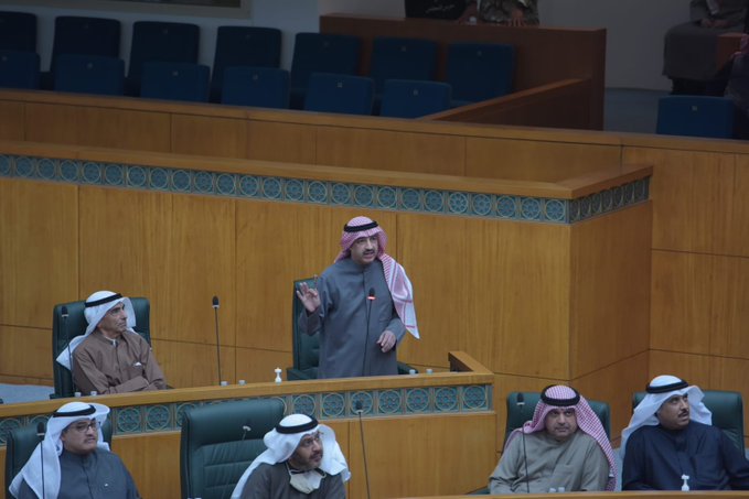 سعود أبو صليب: أنا رديت حمدان للمربع الأول وكلامه عار من الصحة ومتى تجرأت أنت تقديم استجواب والمعارضة راحت مع مسلم البراك الله يذكره بالخير