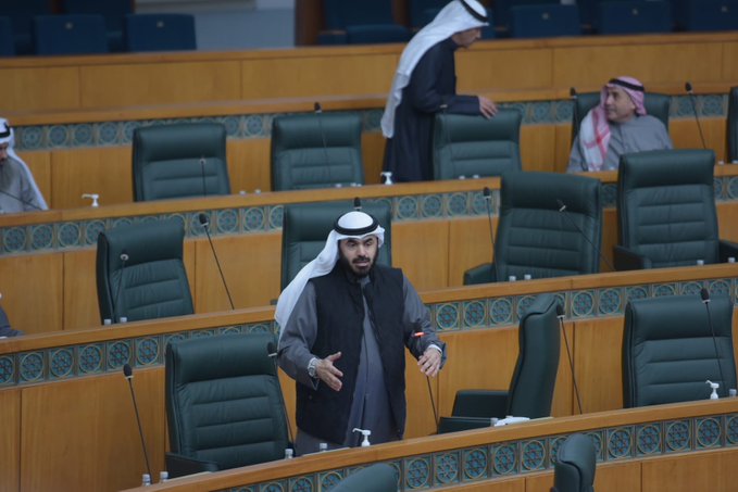 أسامة المناور : نفخر ونعتز بالطواقم الطبية العاملة