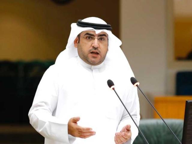 عبدالكريم الكندري: أكبر خطر إقرار قانون أثناء فترة الخوف لذلك أقترح إعادة دراسة القانون بالكامل وتقديم قانون حكومي جديد خصوصاً بعد زيادة المعلومات الصحية والوعي بمفهوم الأوبئة والدراية بالخلل الاقتصادي وانعكاسه على المجتمع
