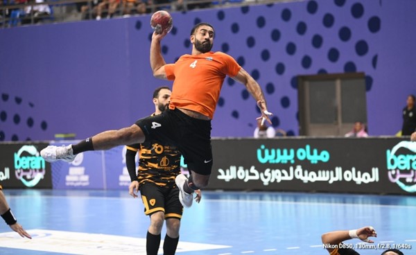 الكويت وحيدا في صدارة اليد بعد فوزه على العربي