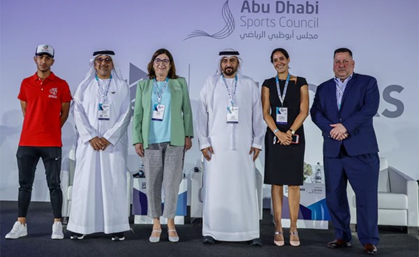 أبوظبي تستضيف بطولة العالم للترايثلون نوفمبر القادم لأول مرة في الشرق الأوسط وشمال أفريقيا