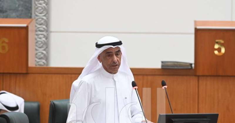 الحميدي: دق دمبك واخذ الجنسية أعمال جليلة