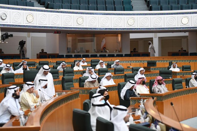 مجلس الأمة يقر بالأغلبية آلية وضوابط عمل اللجنة التشريعية خلال دور الانعقاد الحالي وفقا للرسالة المحالة من رئيس اللجنة