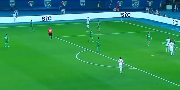 #كأس_سمو_ولي_العهد.. نهاية الشوط الأول بالتعادل السلبي بين #الكويت و #العربي