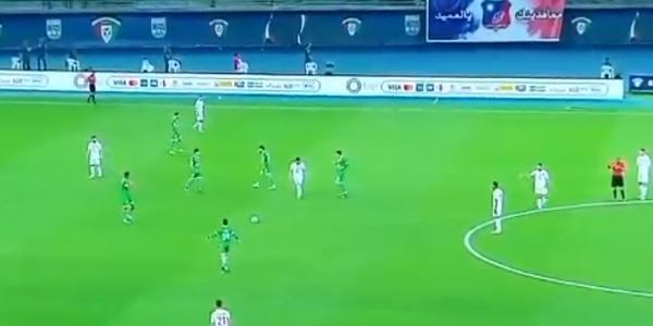 نهاية الوقت الأصلي للمباراة النهائية بين #الكويت و #العربي بالتعادل 1-1