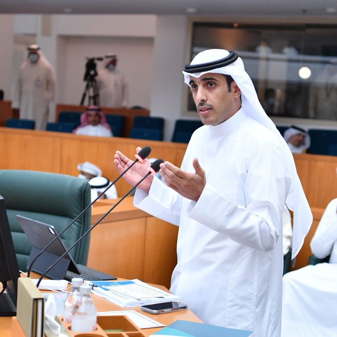 المضف: أنا لست من المدرسة السياسية التي تحسب كم وزير طيحت بل من مدرسة كم ملف حققت للبلد؟