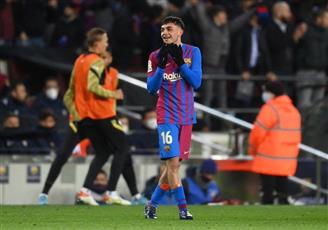 بيدري ينقذ برشلونة من فخ إشبيلية