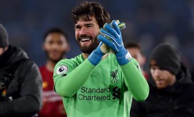 أليسون بيكر أفضل لاعب في ليفربول لشهر مارس