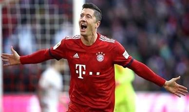 كشف تفاصيل اتفاق ليفاندوفسكي مع برشلونة