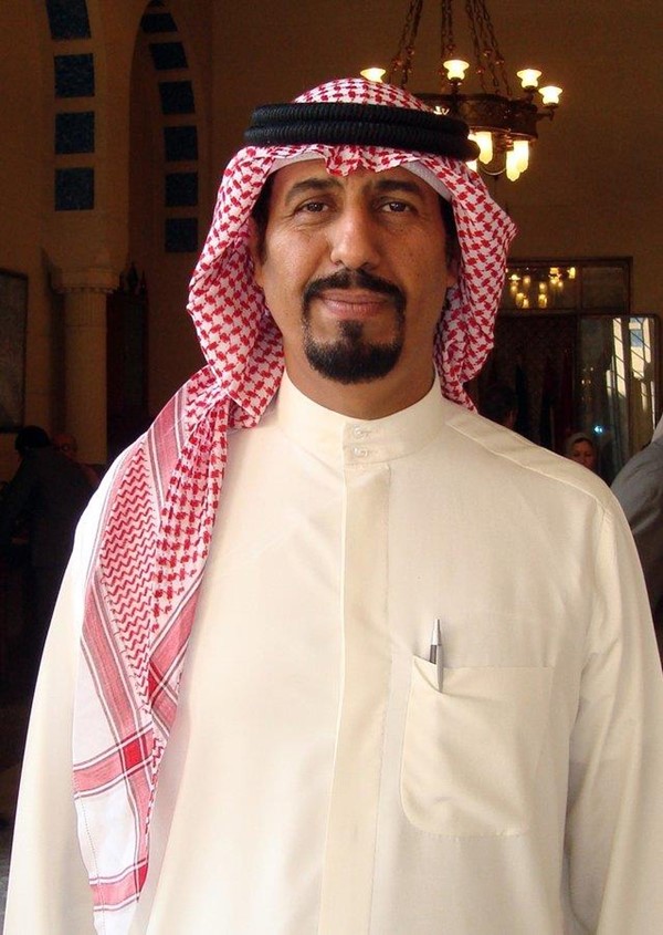 سفير الكويت لدى السعودية يشيد بالخدمات التي يتلقاها زوار المدينة المنورة