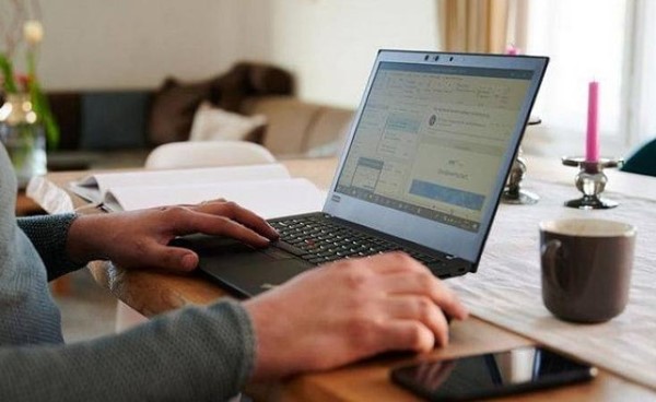 “إن تي تي” اليابانية: العمل من المنزل الاتجاه الرئيسي بدءا من الشهر المقبل